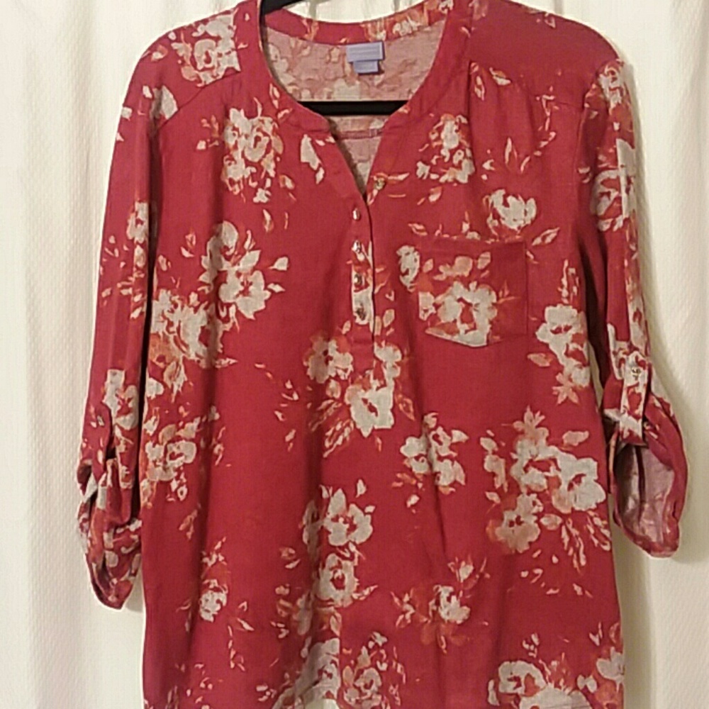 Floral top / Henley with crystal buttons